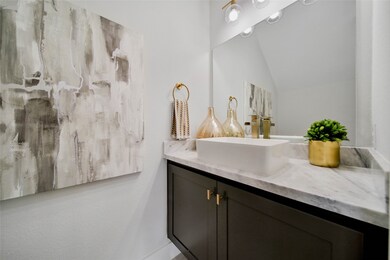 8215 Coffee St, Houston, TX 77033 - photo 5