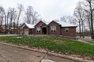 424 Knollview Dr, Evansville, IN 47711 - photo 2