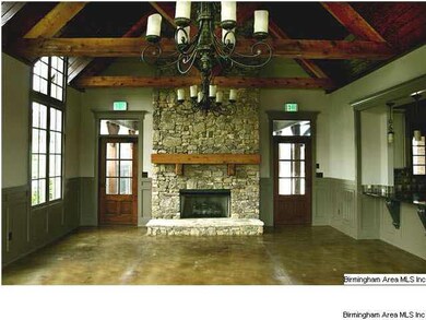 INSIDE CLUB HOUSE