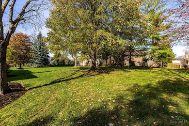 9140 Red Cedar Dr, West Chester, OH 45069 - photo 6