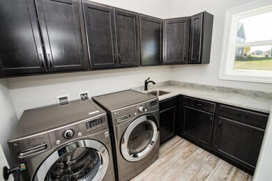 951 Brynhill Dr, Oregon, WI 53575 - photo 7