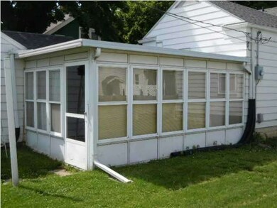 405 Findlay Rd, Woodville, OH 43469 - photo 3