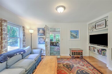 87 Cambria Ct, Pawtucket, RI 02860 - photo 6