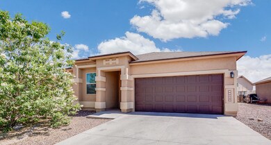 11448 Flor Liatris Dr, Socorro, TX 79927 - photo 2