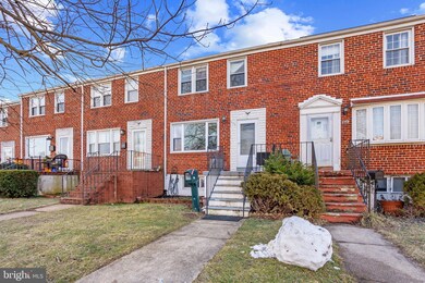 926 Palladi Dr, Halethorpe, MD 21227 - photo 4