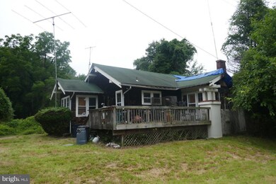 10711 N Lansdale St, Glenn Dale, MD 20769 - photo 2