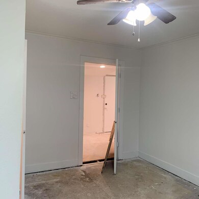 508 S Scullin Ave, Denison, TX 75020 - photo 3