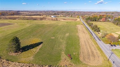 1495 W Bloomfield Rd, Honeoye Falls, NY 14472 - photo 4