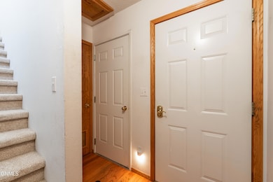 1634 Mapleton Ave-3