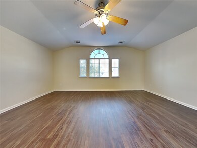 31726 Royal Woods Ct, Conroe, TX 77385 - photo 7