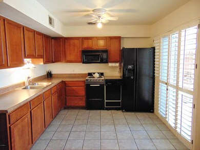 2557 W Berridge Ln #D-9 (11)