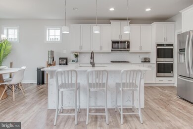 2048 Chamberlain Dr, Frederick, MD 21702 - photo 7