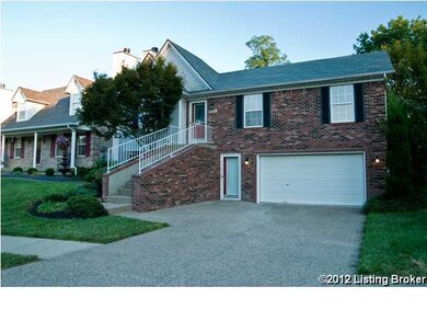8720 Astrid Ave, Louisville, KY 40228 - photo 2