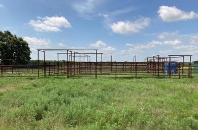 5848 W Sandusky Rd, Whitesboro, TX 76273 - photo 6