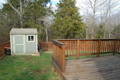 387 Berger Farm Dr, Mount Washington, KY 40047 - photo 5