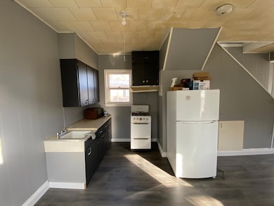 102 W Main St, Glenville, MN 56036 - photo 4