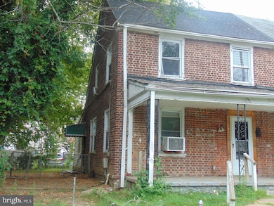 2870 Kansas Rd, Camden, NJ 08104 - photo 2