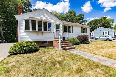 35 Rindone St, Holbrook, MA 02343 - photo 4