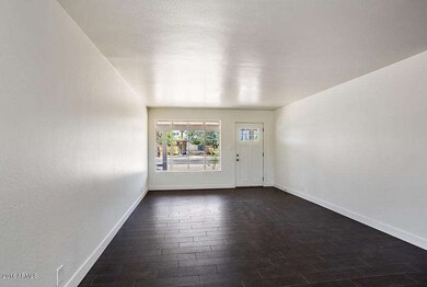 1109 W Campbell-11