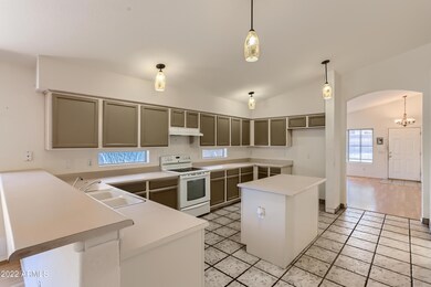 08 Kitchen