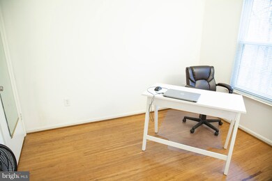 20249 Shipley Terrace unit 5-C-202, Germantown, MD 20874 - photo 7