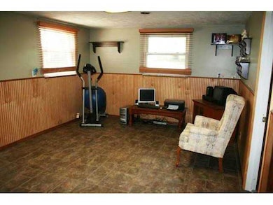 816 Hickory Dr, Marysville, OH 43040 - photo 4