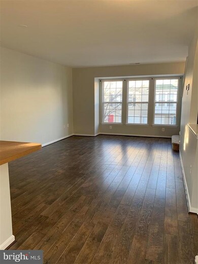 23150 Blackthorn Square, Sterling, VA 20166 - photo 4