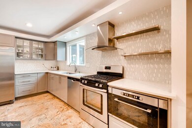 427 Deacon Brook Cir, Reisterstown, MD 21136 - photo 3