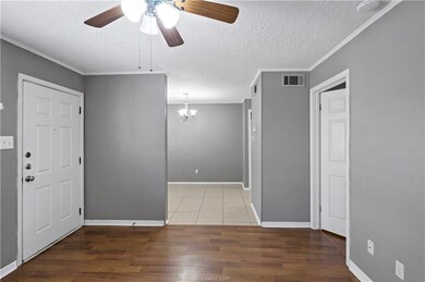 3906 Aspen St unit C, Bryan, TX 77801 - photo 5