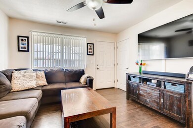 686 Fox Run Circle North-large-005-002-L