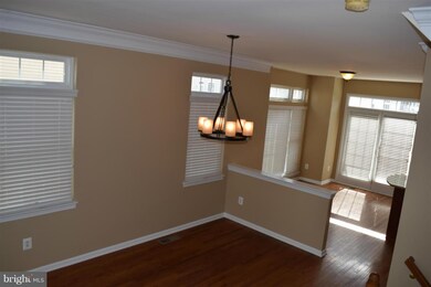 42599 Pine Forest Dr, Chantilly, VA 20152 - photo 7