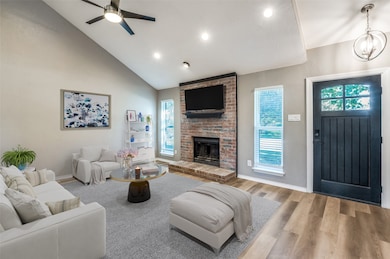 3821 Furneaux Ln, Carrollton, TX 75007 - photo 3