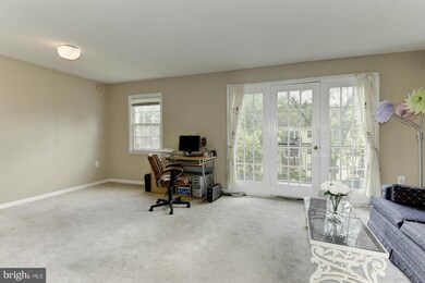 9463 Fairfax Blvd unit 303, Fairfax, VA 22031 - photo 4