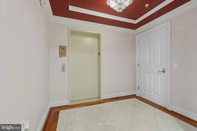 The Ritz-Carlton Residences, Baltimore, MD 21230 - photo 3