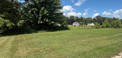 512 Commercial St, Kewanee, IL 61443 - photo 2