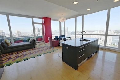Crystal Point unit 4001, Jersey City, NJ 07302 - photo 4