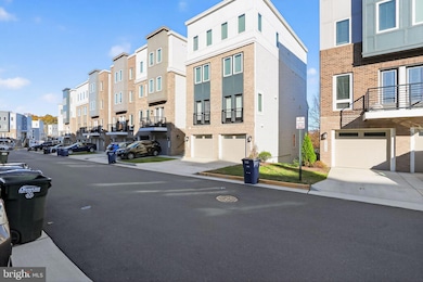 1322 Rail Stop Dr, Woodbridge, VA 22191 - photo 2