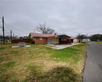 2800 Blanche St, Marrero, LA 70072 - photo 2