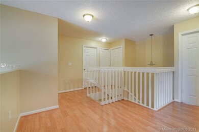 252 Aspen Way, Davie, FL 33325 - photo 5