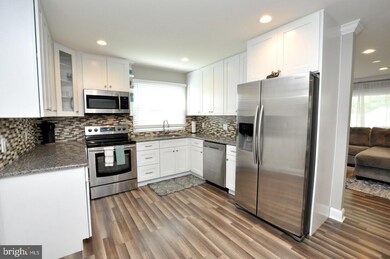 37 Blueberry Ln, Willingboro, NJ 08046 - photo 5