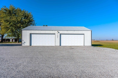 1252 S 600 W, Swayzee, IN 46986 - photo 2