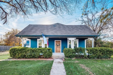 701 S Boyce Dr, Ennis, TX 75119 - photo 3