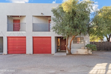 1517 N Bryant Ave-35