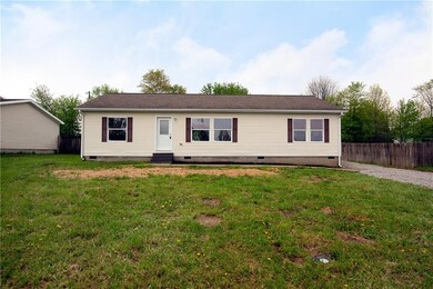 2734 N Jeffrey St, Scottsburg, IN 47170 - photo 2