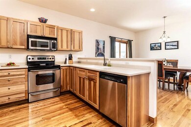 5238 Teaberry Ln, Fitchburg, WI 53711 - photo 7