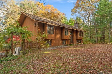 972 Reynolds Rd, Chepachet, RI 02814 - photo 4