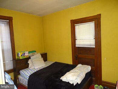 652 E Broad St, Tamaqua, PA 18252 - photo 7