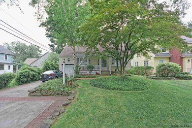 1505 Valencia Rd, Schenectady, NY 12309 - photo 2