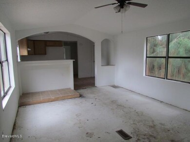 Living & Dirning Room 2
