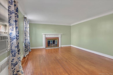 11 Columbus Ave, Middletown, CT 06457 - photo 6